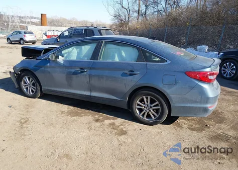 2016 Hyundai Sonata z USA, uszkodzony, nr VIN 5NPE24AF7GH394975